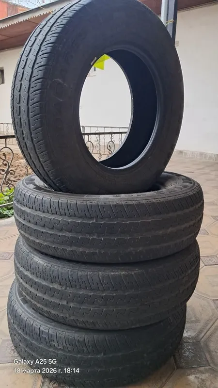 Avtoshina b/u ROADARES 215/75 R 1 srochna6 C M+S — фото 1