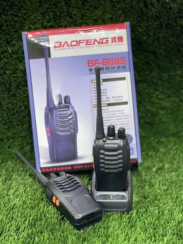 Aksesuarlar sotiladi 1 Aksesuarlar sotiladi 1