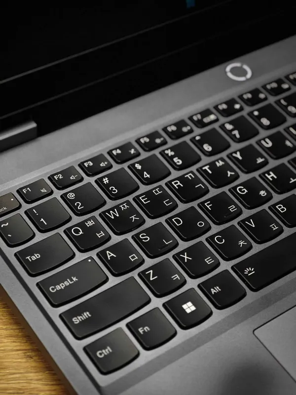 Мощный игровой Lenovo Loq Rtx 4060 — фото 3