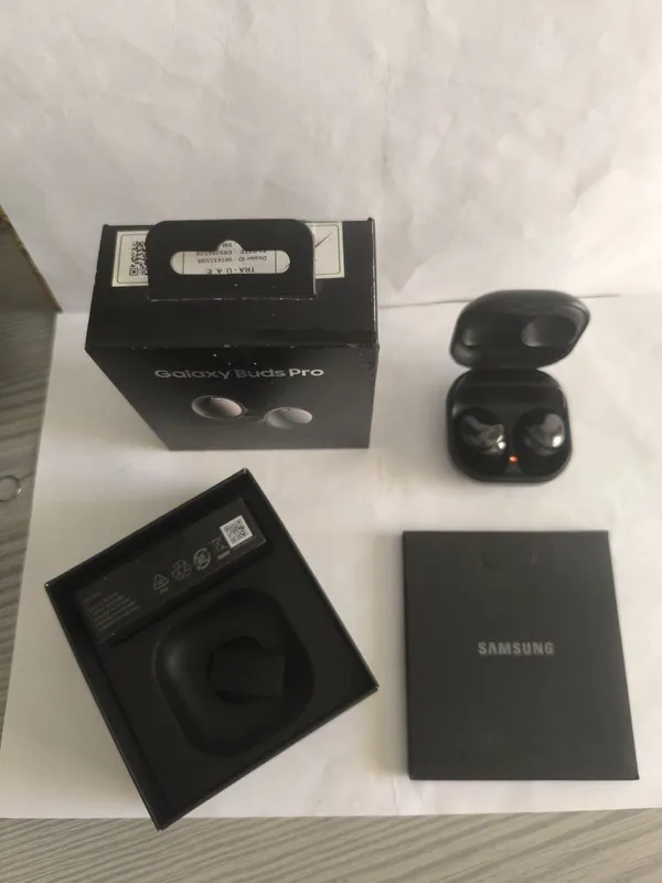 Беспроводные наушники Samsung bads pro 3
