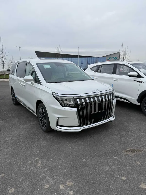 JAC RF8 – Премиум даражадаги замонавий минивэн! 6 JAC RF8 – Премиум даражадаги замонавий минивэн! 6