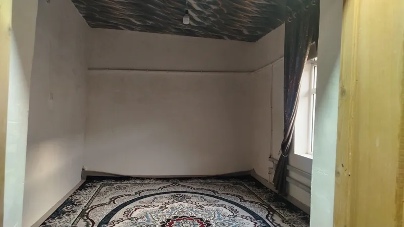 Navoiy viloyati Karmana tumani uy sotiladi — фото 6