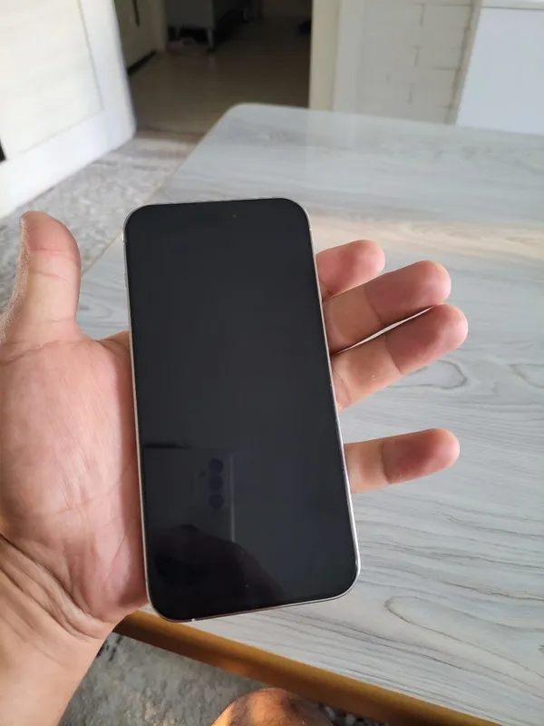 Iphone 14 pro max 2