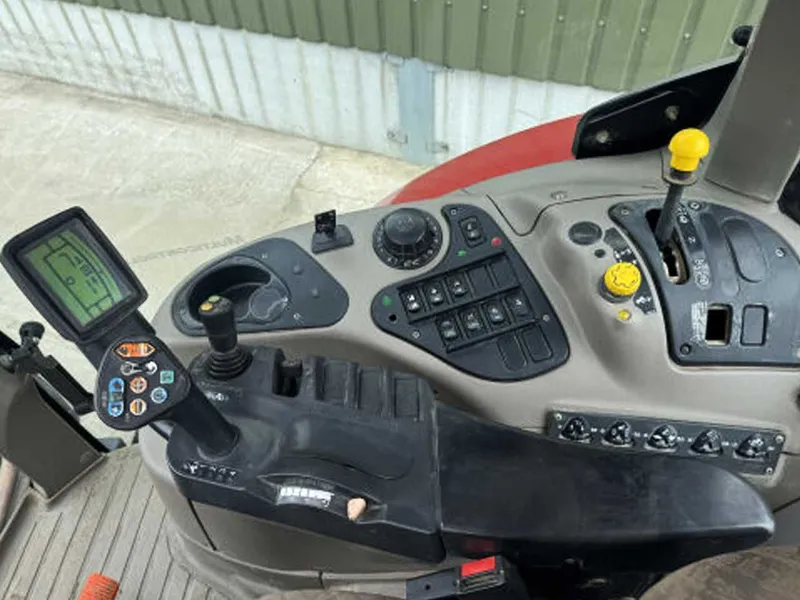 Трактор колесный Case IH Puma 210 7