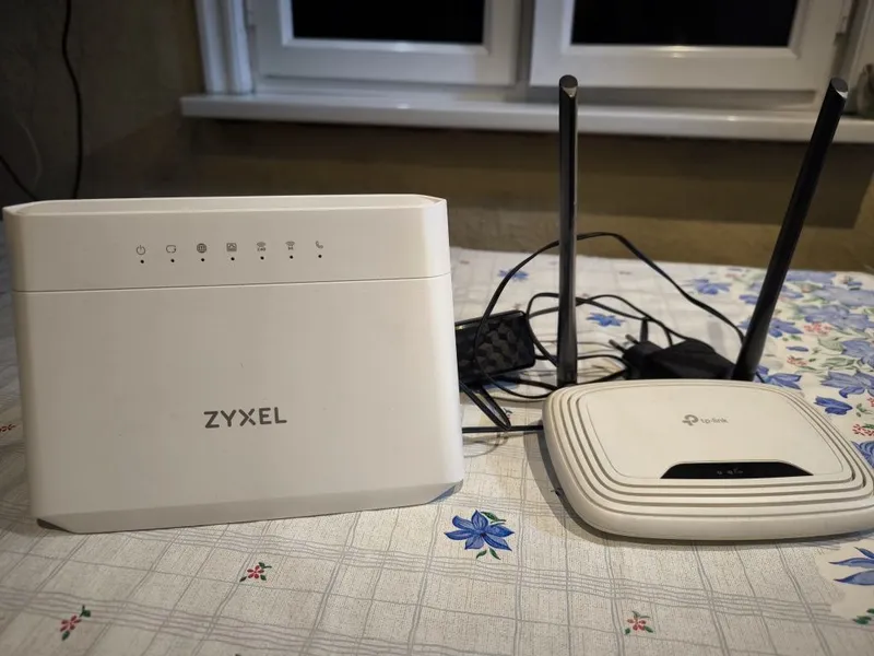 Продается WiFi роутер Zyxel и Tp-link