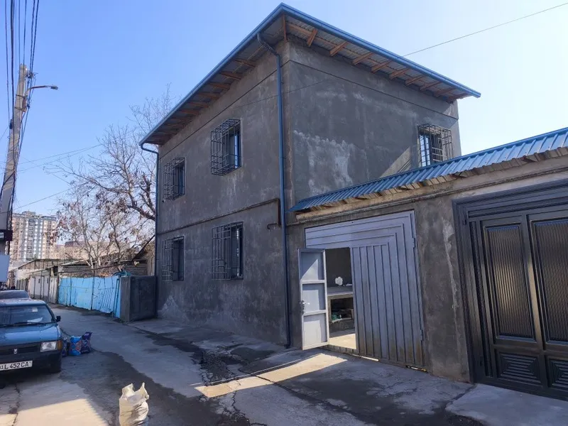 Продаётся дом 180 м² Узбум uy