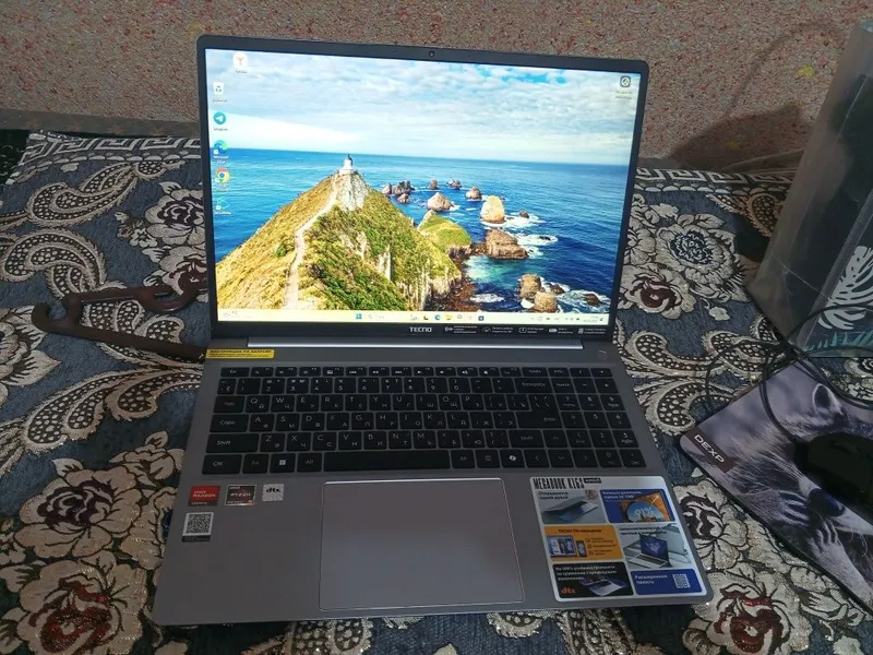Noutbuk yangi iwlamagan
