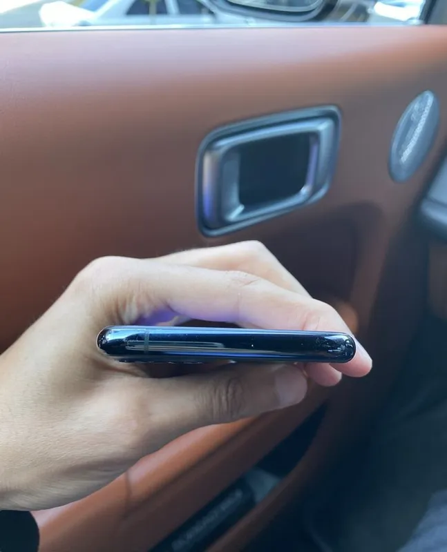 iPhone 11 Pro 64 ГБ 4 iPhone 11 Pro 64 ГБ 4