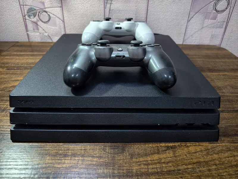 PlayStation 4 pro — фото 3