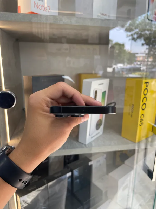 Iphone 16 pro max lux 4