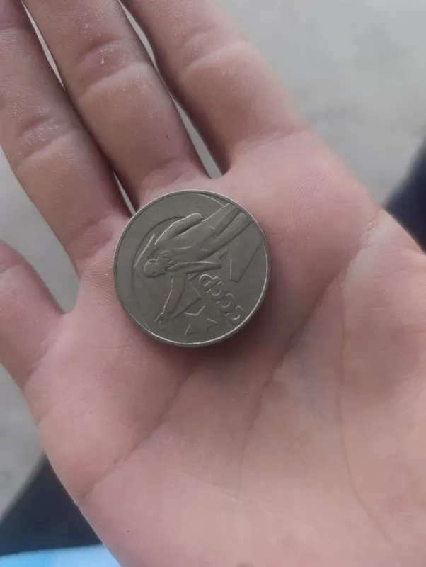 SSSR yubiley va kamyob tangalari to'plami sotiladi