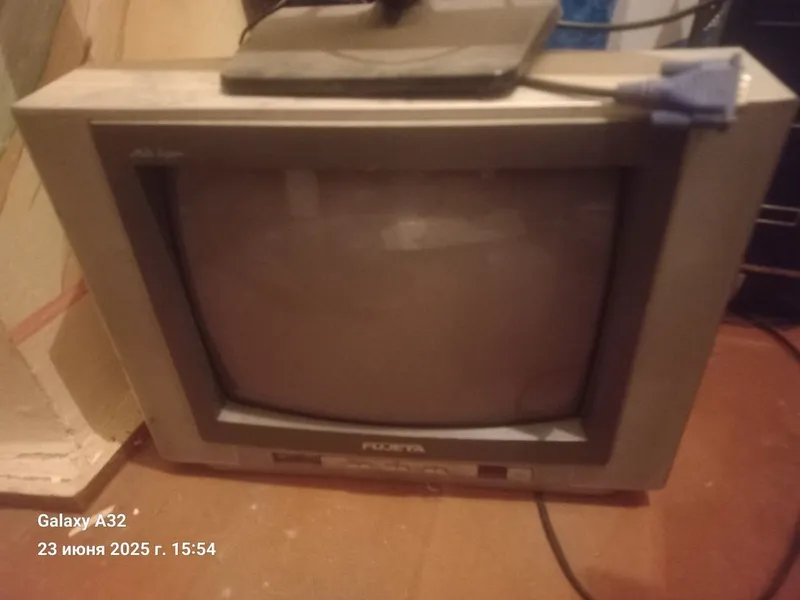 Телевизор 2 штук — фото 1