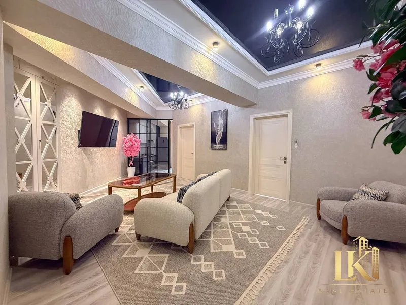 Nikitina Residence ЖКda 3 xonali kvartira (3/9/10), 83 m², ta’mirli 2