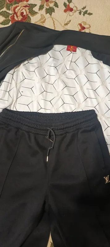 Спортивный мужской костюм Louis Vuitton 4 Спортивный мужской костюм Louis Vuitton 4