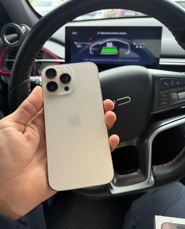 Iphone 16 pro max 4 Iphone 16 pro max 4