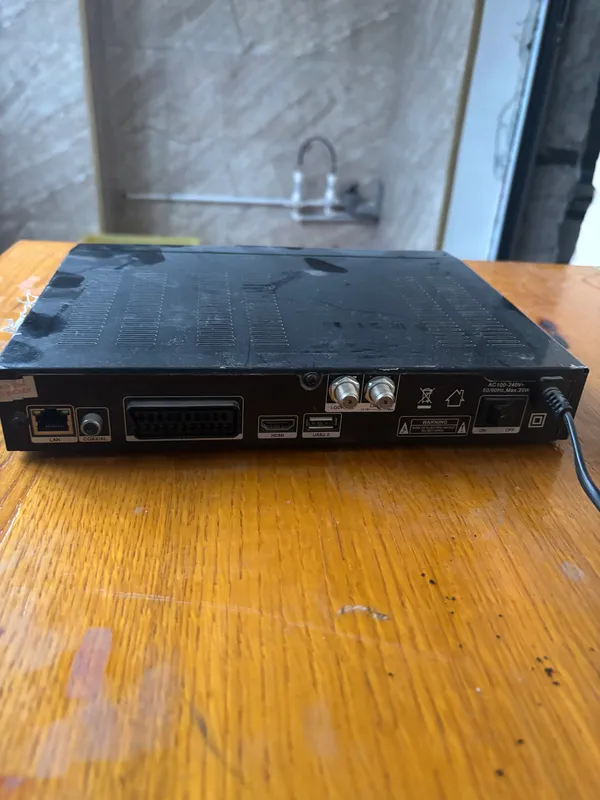 Спутниковый ресивер OPENBOX HD2 (Full HD, DVB-S2) 2 Спутниковый ресивер OPENBOX HD2 (Full HD, DVB-S2) 2