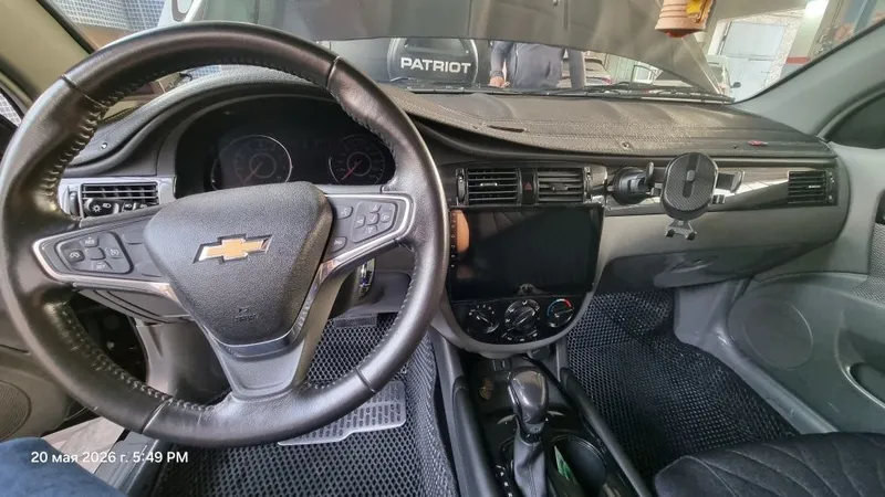 Chevrolet Gentra 5 Chevrolet Gentra 5