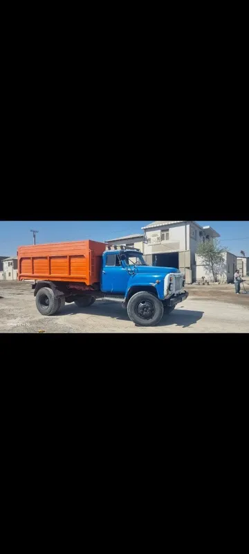 Gaz 53 sotiladi yili eski