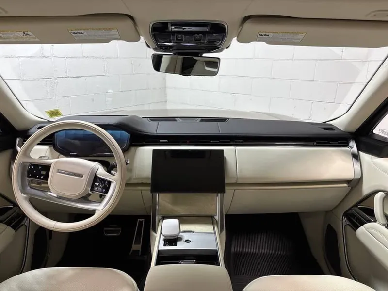 Land Rover Range Rover P615 SV LWB 5 Land Rover Range Rover P615 SV LWB 5