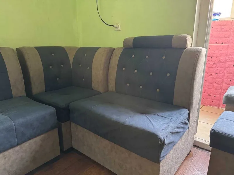 продается кухонный иголок 2 продается кухонный иголок 2