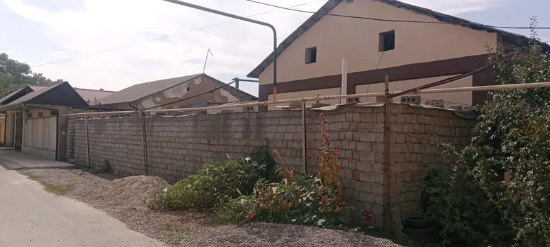 Учхоз, Алишеробод, продается земельный участок 4-соток торец