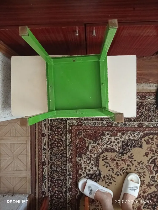 Табуретки с железными ножками 2 Табуретки с железными ножками 2