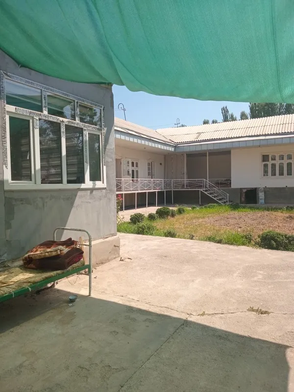 Продаётся большой дом