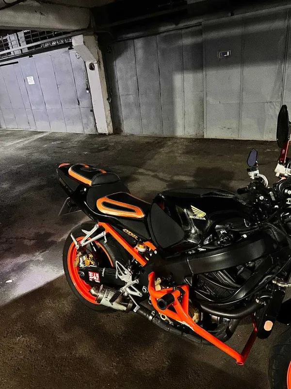 Мотоцикл Honda sbr 600 f4i — фото 1