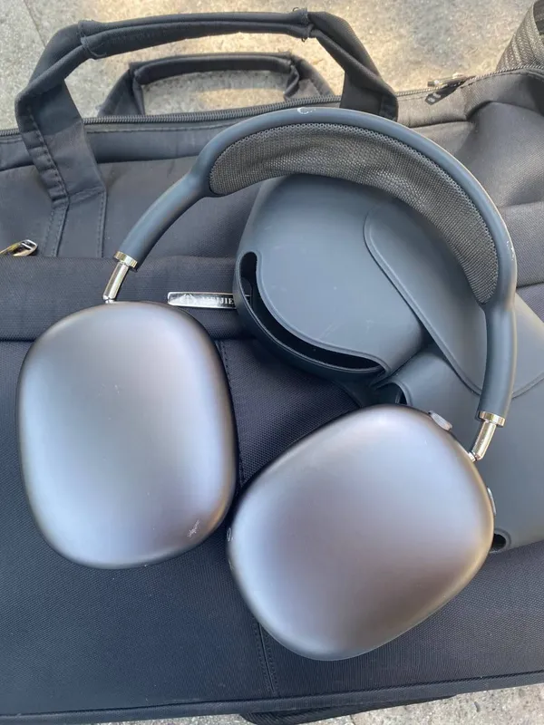 AIRPODS MAX1 1