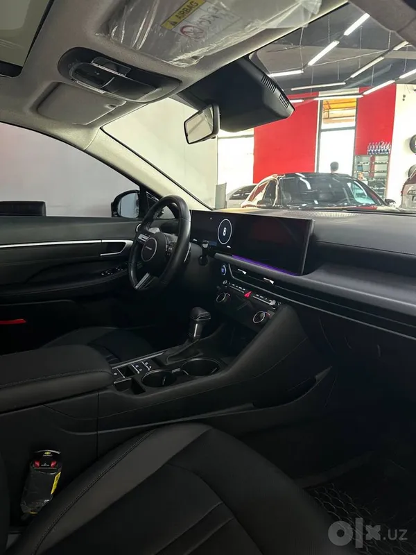Hyundai Sonata. 6 Hyundai Sonata. 6