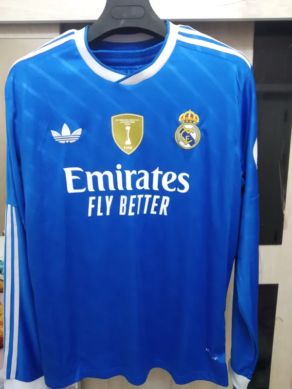 futbol forma real madrid retro va yangi