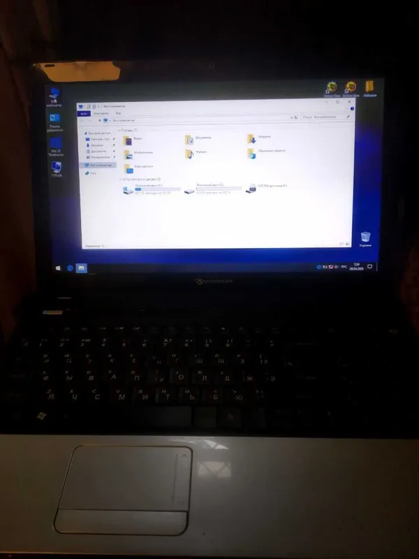 Ноутбук Packard bell. 4 гб. Операт. Диск 300 гб. — фото 2