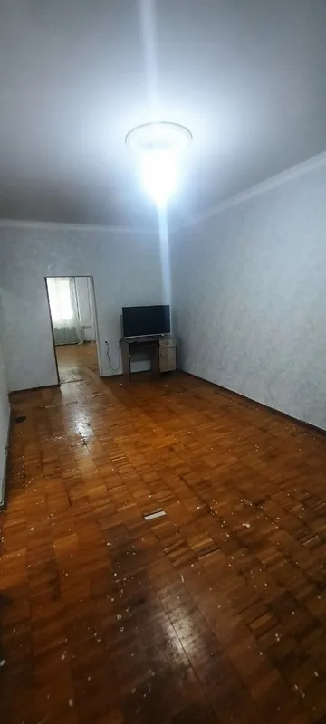 Срочно продается квартира (2-комнатная, переделанная в 3-комнатную) 2 Срочно продается квартира (2-комнатная, переделанная в 3-комнатную) 2