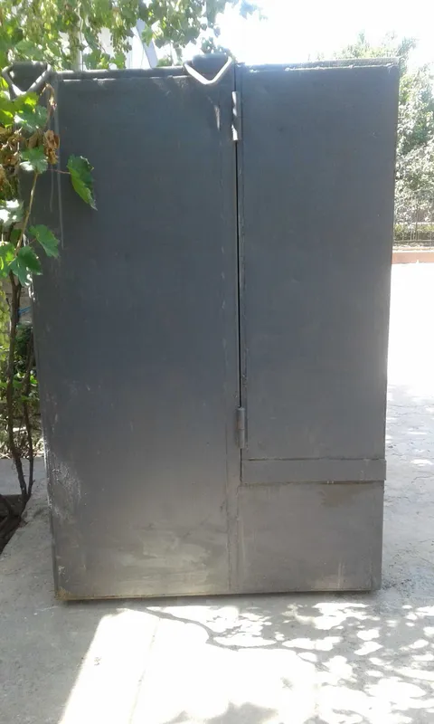 Katta seyf o'lcham 180x120 xar hil hojalik narsalari uchun, metal 2