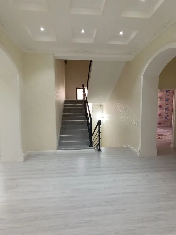 Продаётся дом 9 комнат, 4 сотоки. махалля Катта Кани. Учтепа 4 Продаётся дом 9 комнат, 4 сотоки. махалля Катта Кани. Учтепа 4