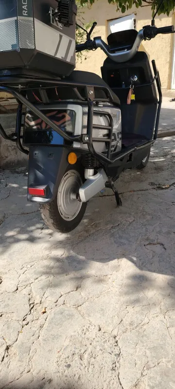 Skuter Sotiladi Arzon narxga 2 Skuter Sotiladi Arzon narxga 2