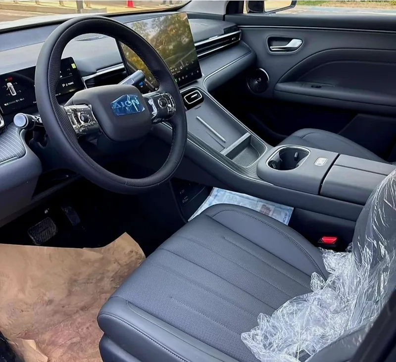 GAC Aion i60, 530 км, белый кузов, чёрный салон, $26 500 3 GAC Aion i60, 530 км, белый кузов, чёрный салон, $26 500 3