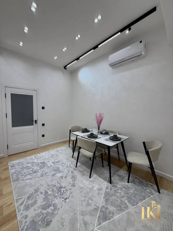Sayram Avenue ЖКda 2 xonali kvartira sotiladi 2