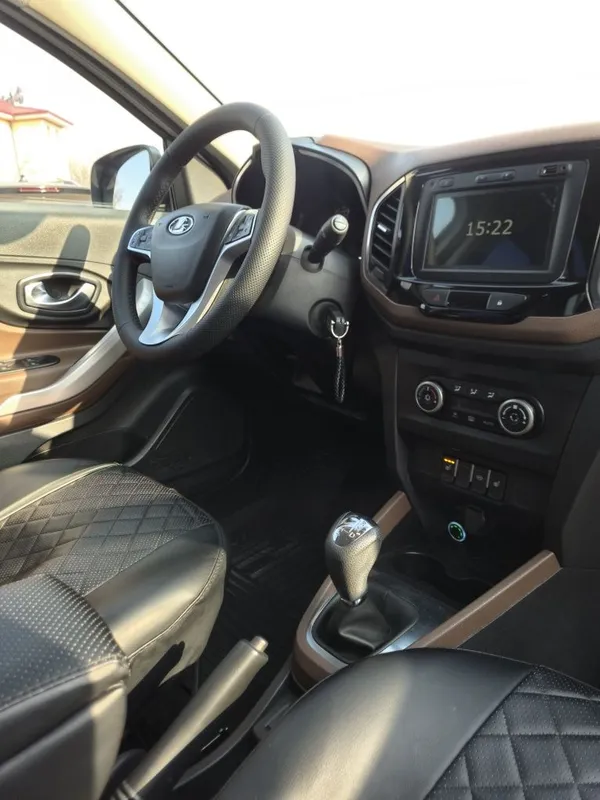 Lada X Ray 2020yil 1.8 motor Avtomat — фото 5