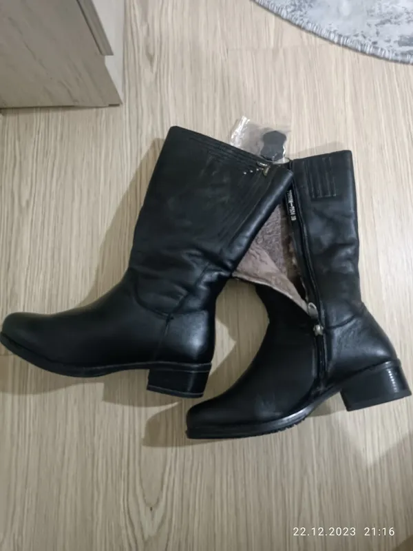 Ayollar etiklari yangi 2