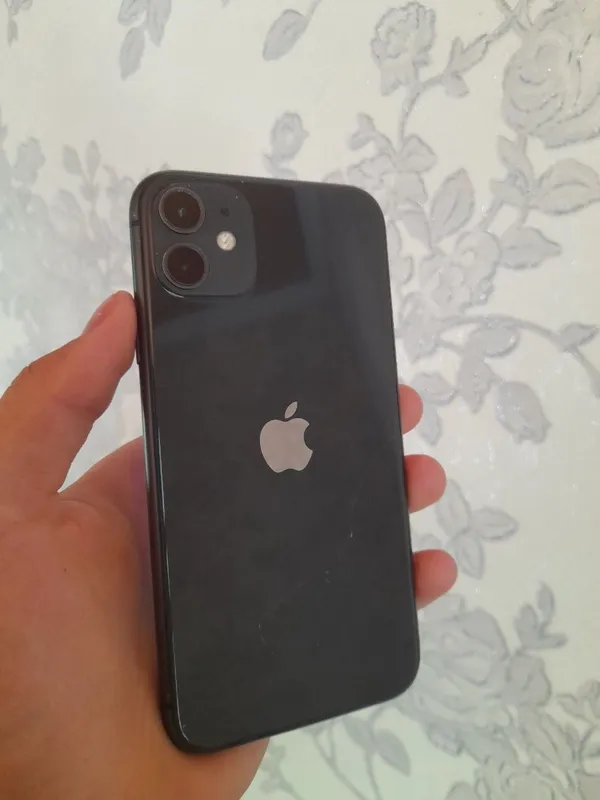 iphone 11 Xotirasi 64 fes aydi truton ishledi 1 iphone 11 Xotirasi 64 fes aydi truton ishledi 1