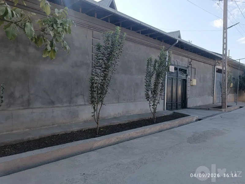 Uy sotiladi narxi kelishiladi 1 Uy sotiladi narxi kelishiladi 1