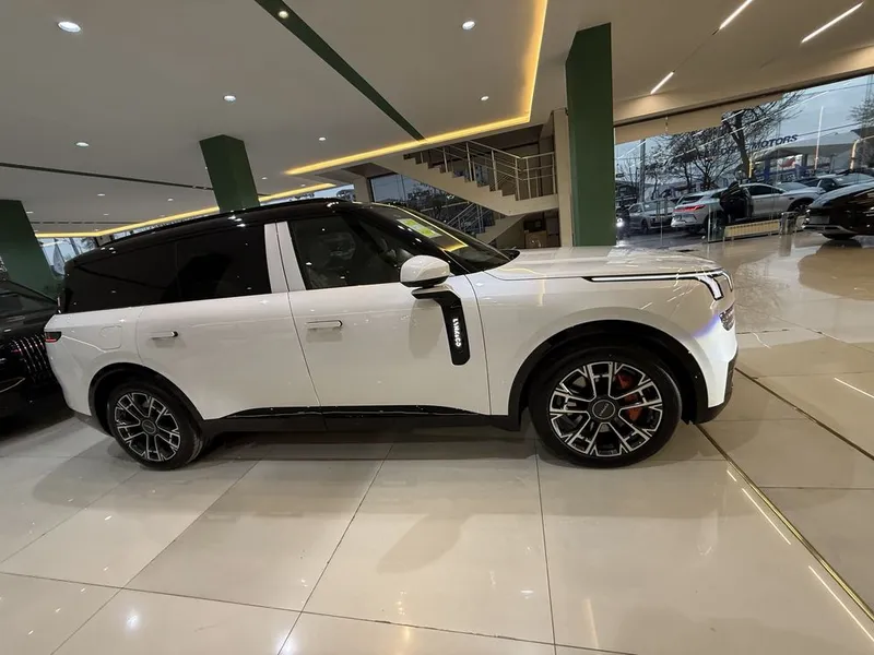 LYNK&CO 900 full Srochna sotiladi — фото 3