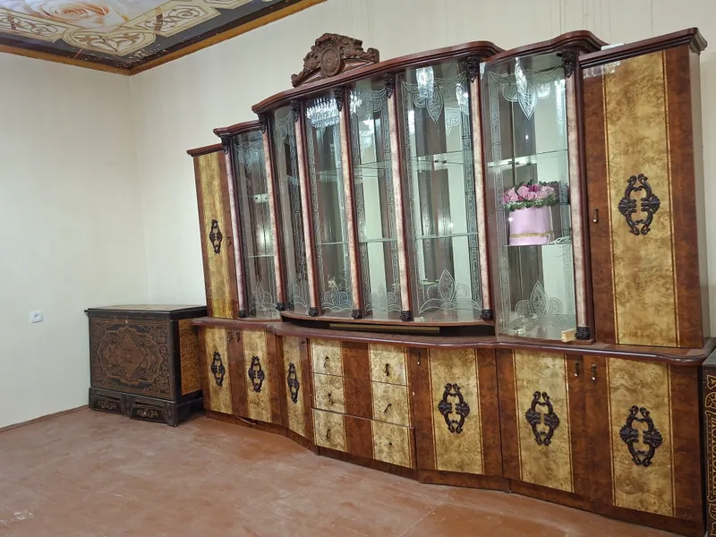 Горка, продаётся, но есть дефект, пользовались 1 рукой 2