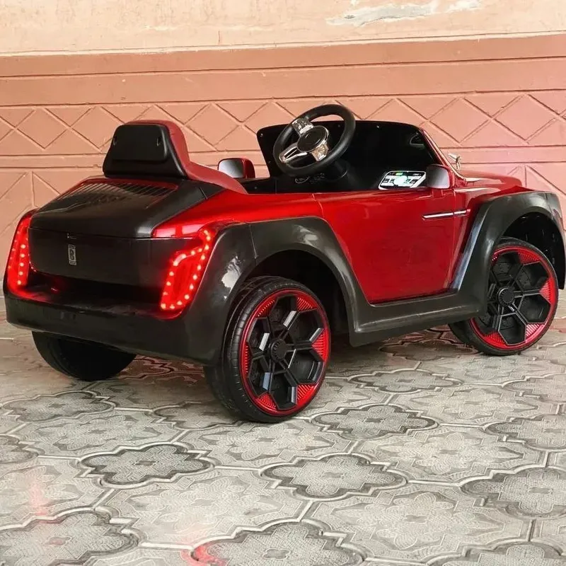Детская машина Rolls Royce Phantom, электромобиль, новый в упаковке 4x4 4 Детская машина Rolls Royce Phantom, электромобиль, новый в упаковке 4x4 4