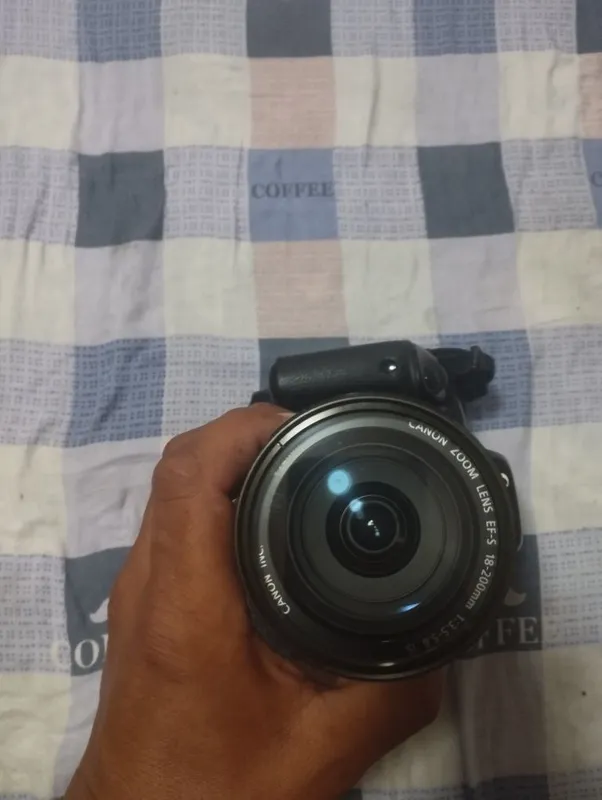 Canon 600D 18-200