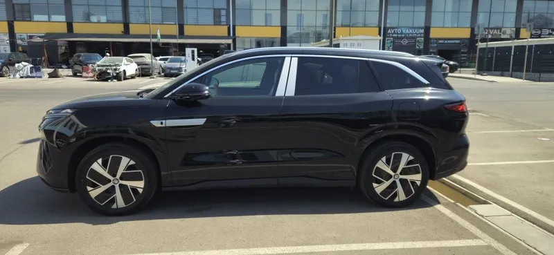 Byd tang L 670km 2 pozitsa 2026 Restayling — фото 3