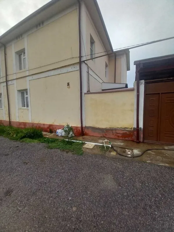 Zomin tumanida 2 Kottej sotiladi.