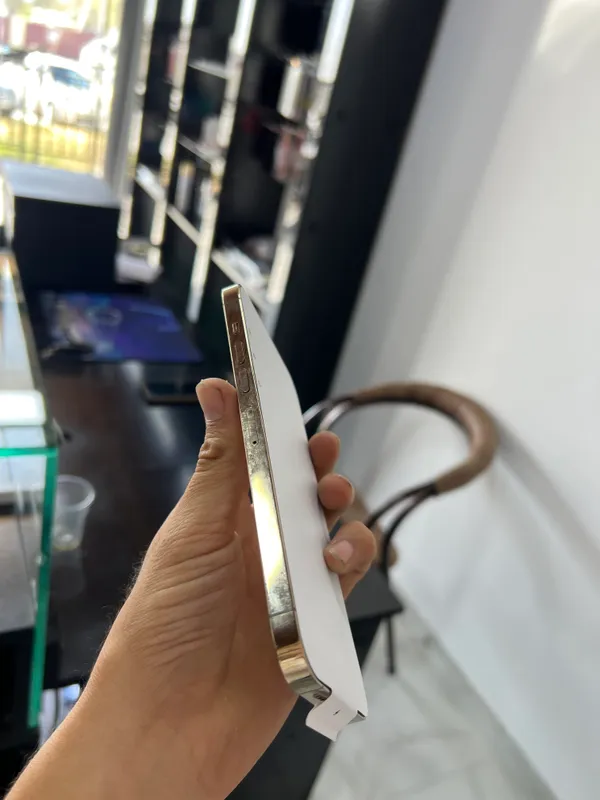 Iphone 13 pro max 4 Iphone 13 pro max 4
