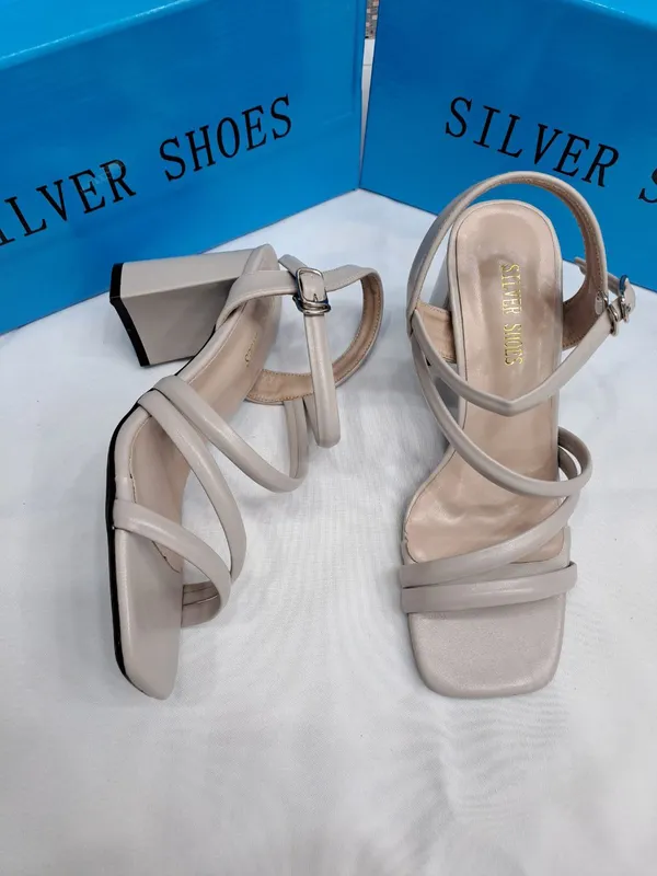 SILVER SHOES — фото 3